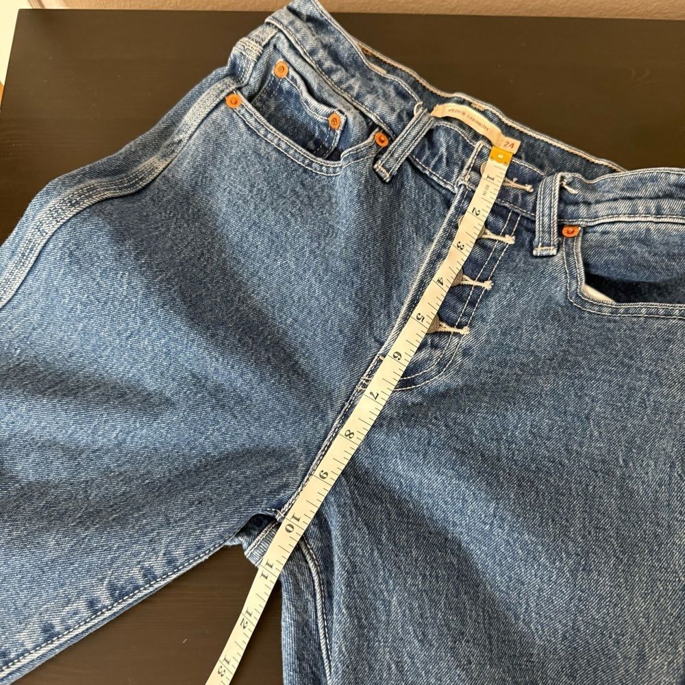 Levi's Wedgie Straight Jeans Womens 24 Blue Premium Button Fly Medium Wash Denim - Picture 13 of 14